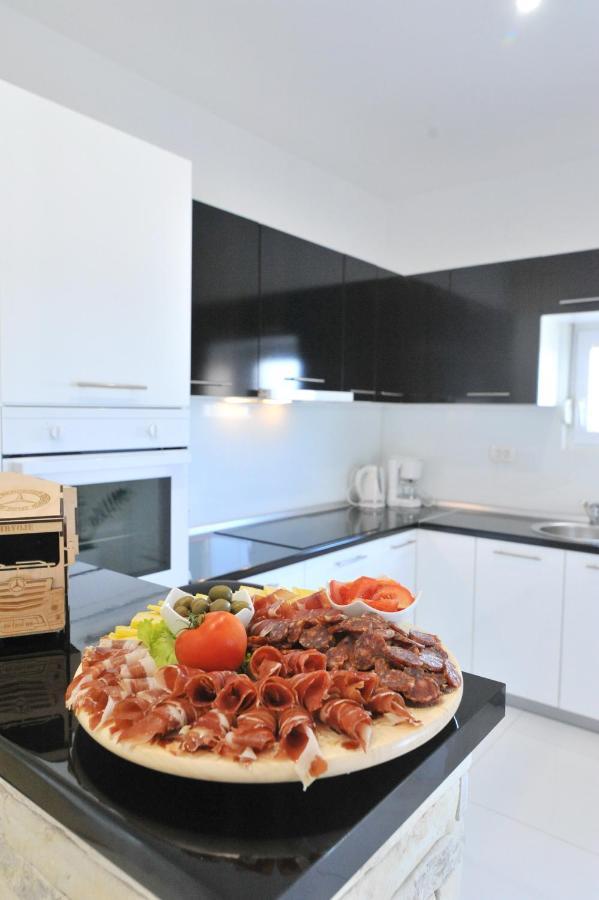 Apartmant Shine Luxury Масленица Екстериор снимка